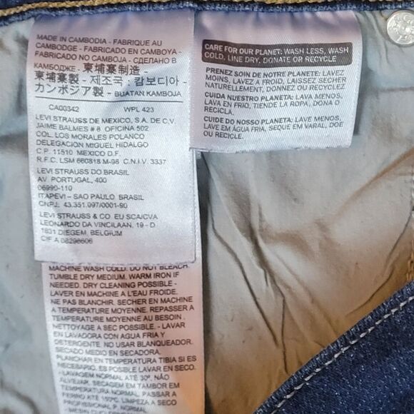 Levi Strauss & Co dark blue 515 bootcut jeans, size 8, inseam 32 inches - Picture 7 of 7